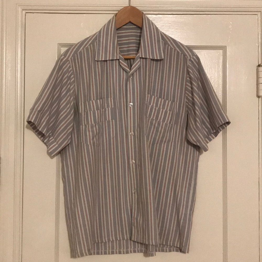 Men’s medium shirting